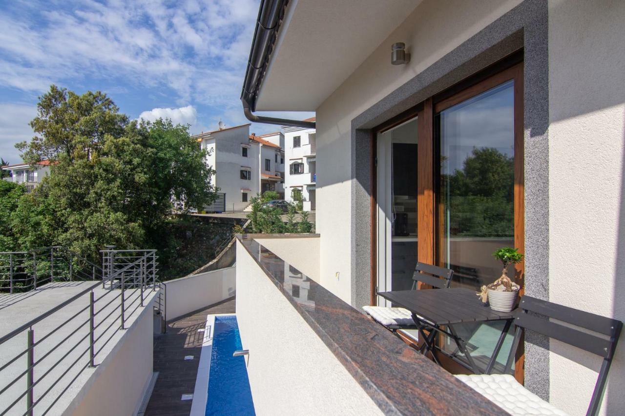 Apartments Edi & Tea Malinska Exterior foto